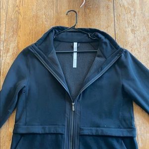 Black lulu lemon coat